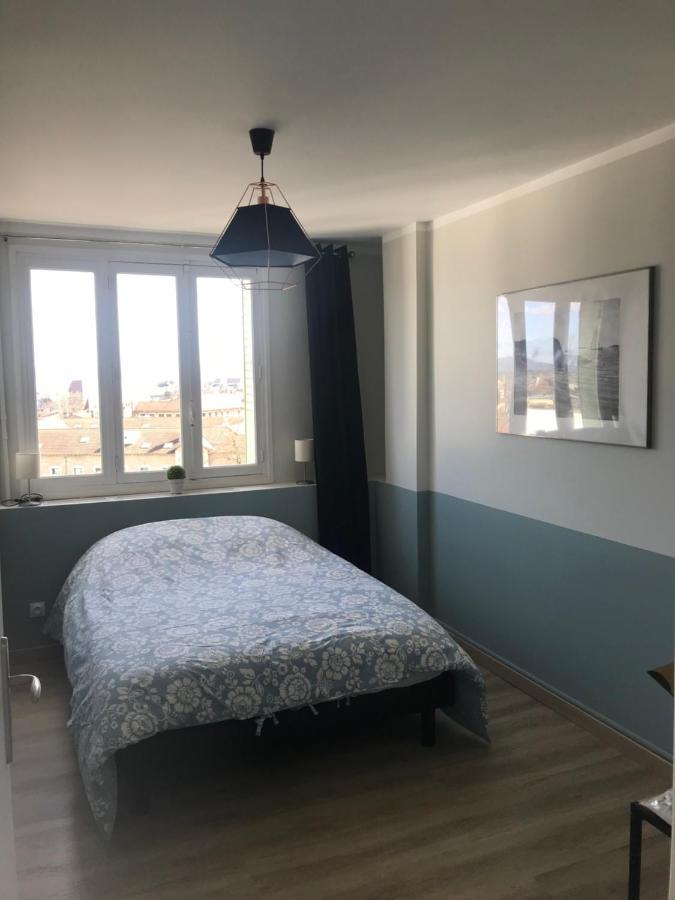 Bel Appartement Renove, Spacieux Et Lumineux Bourg-en-Bresse Exterior foto